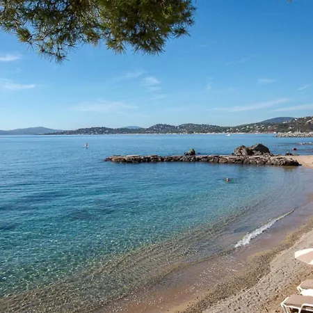 T2 Climatise Avec Piscine, Proche Plage, Port, Commerces Et Parking Prive - Fr-1-768-15 Les Issambres